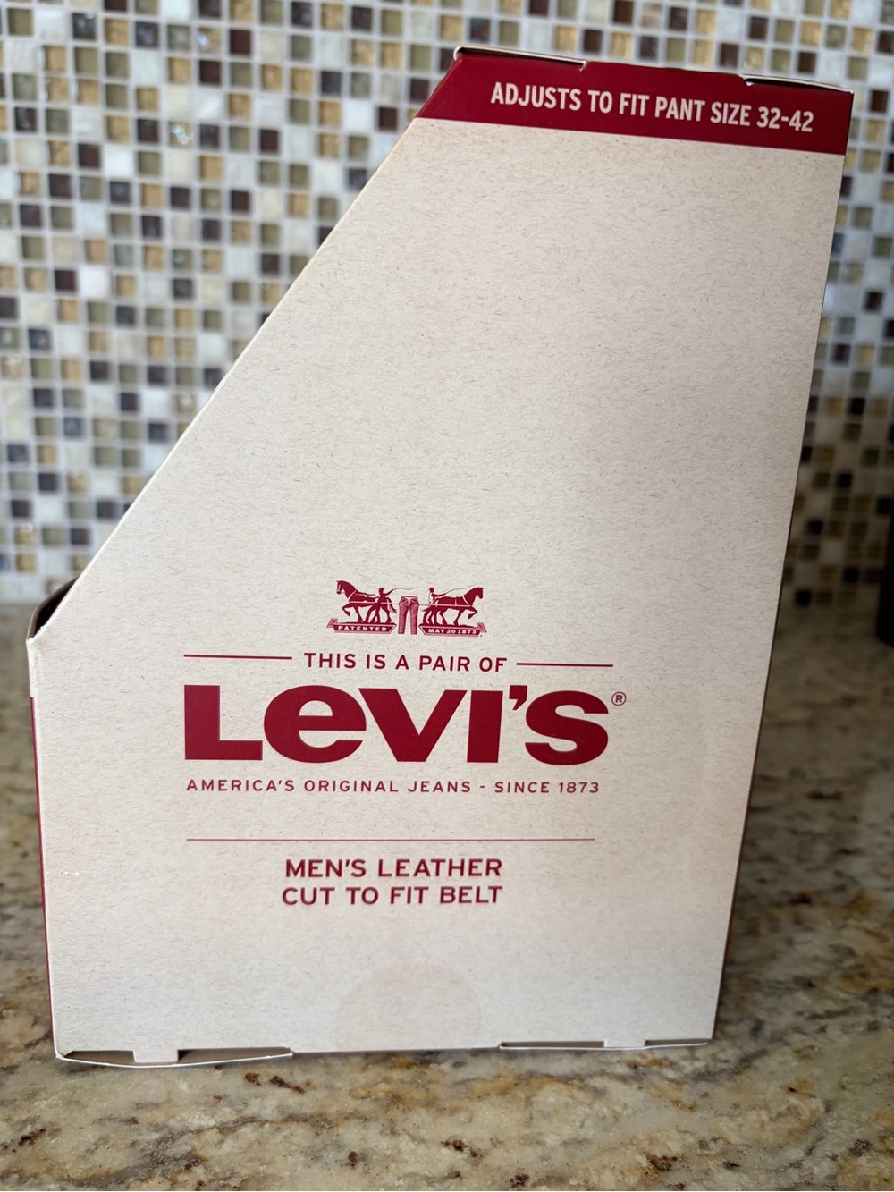 Levi's Black Leather Men's Belt with Silver Buckle - Cut to Fit 32 - 42 NIB - Picture 5 of 7